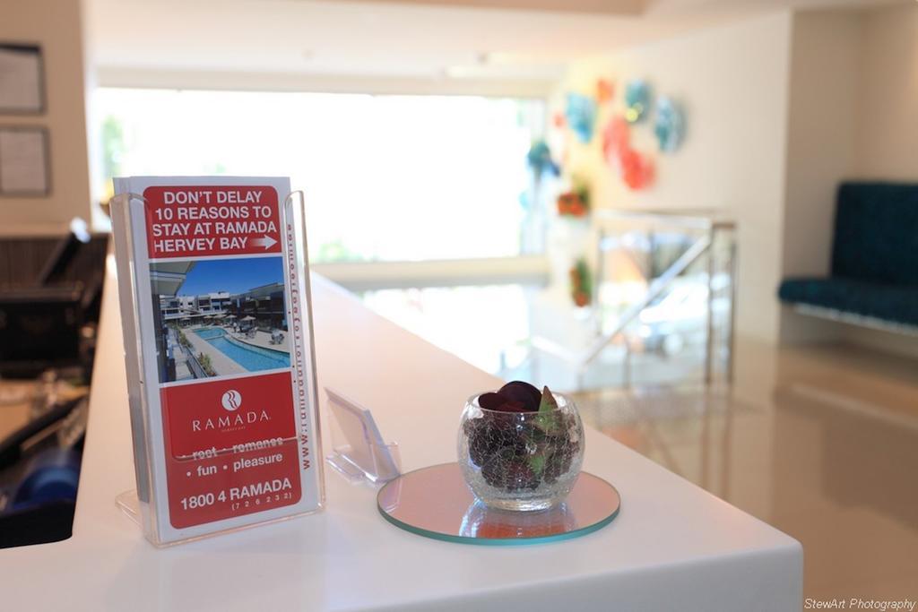 Ramada By Wyndham Hervey Bay Quarto foto A hotel brochure