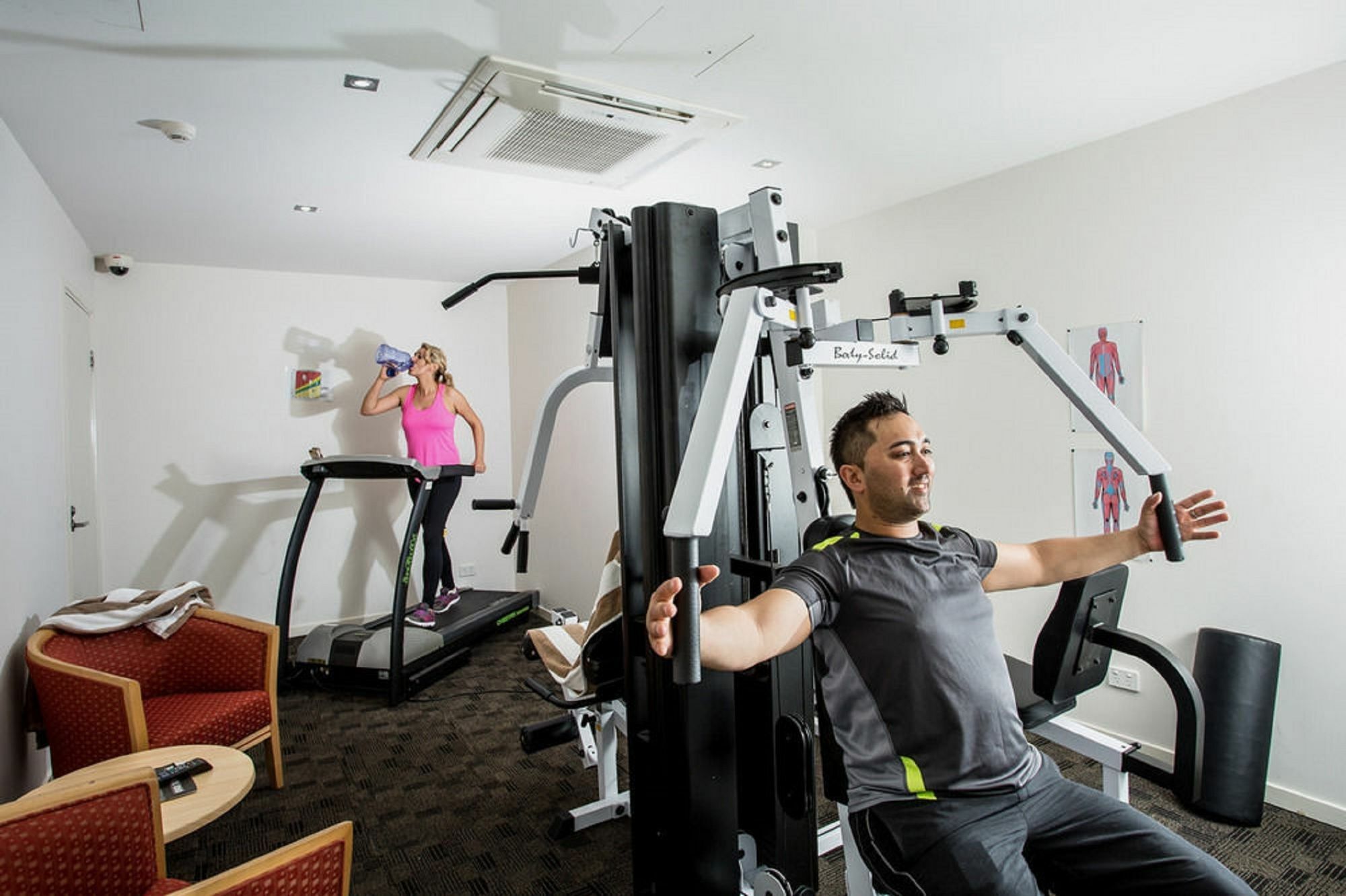 Ramada By Wyndham Hervey Bay Exterior foto The gym at the hotel