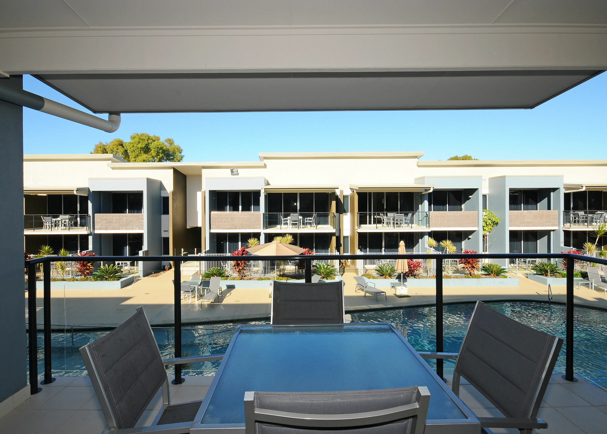 Ramada By Wyndham Hervey Bay Quarto foto View from a balcony